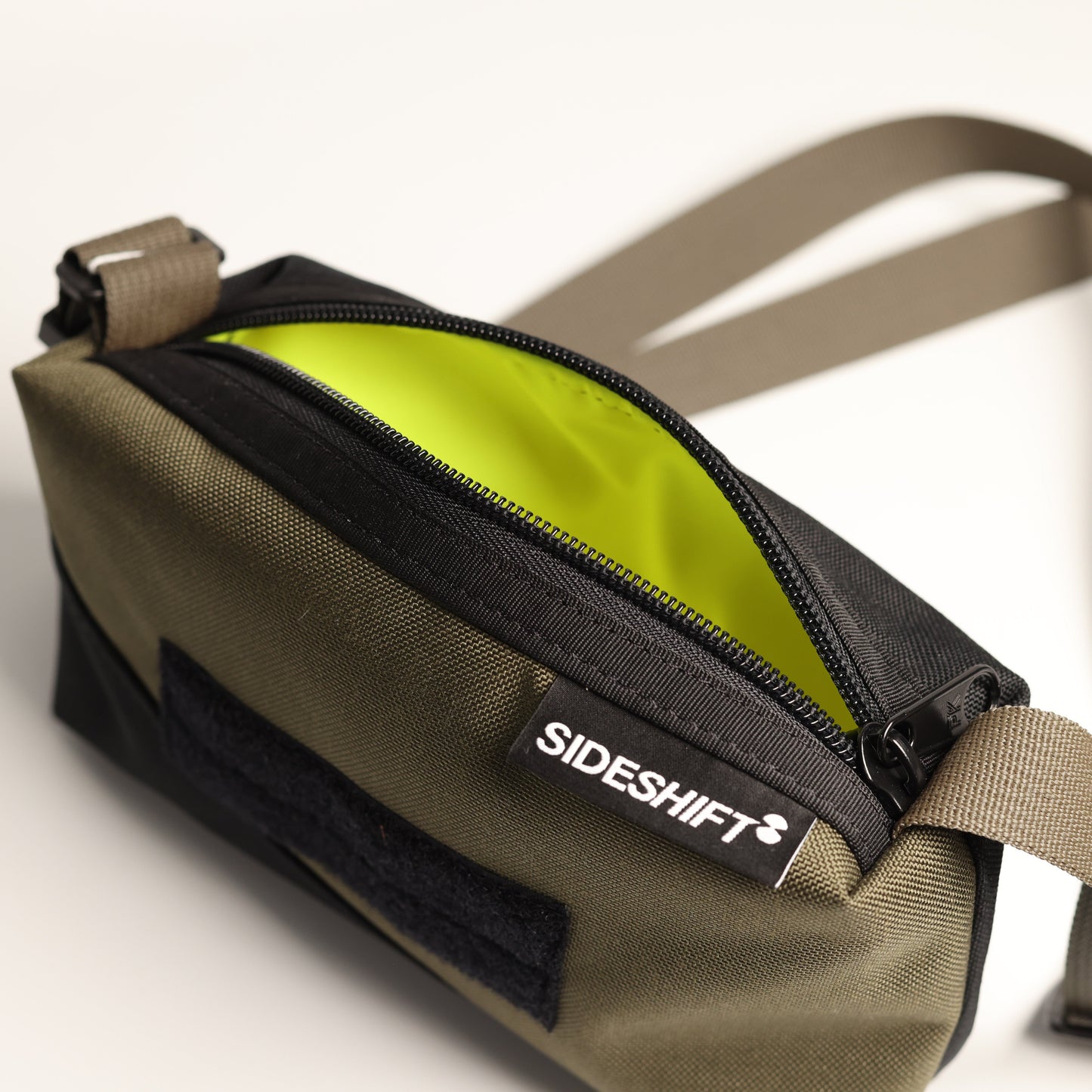 Shouldee (Black/Khaki/Fluro Yellow)
