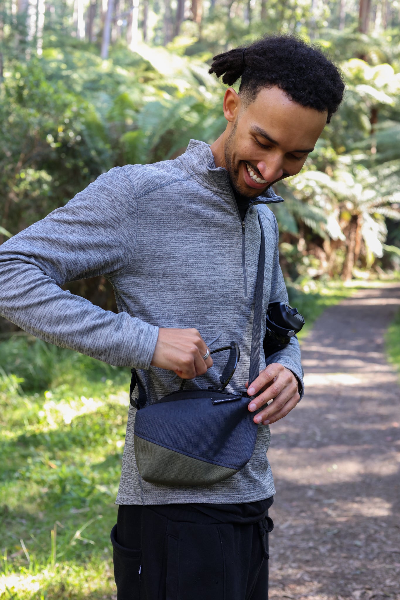 Shouldee (Black/Navy/Fluro Orange)
