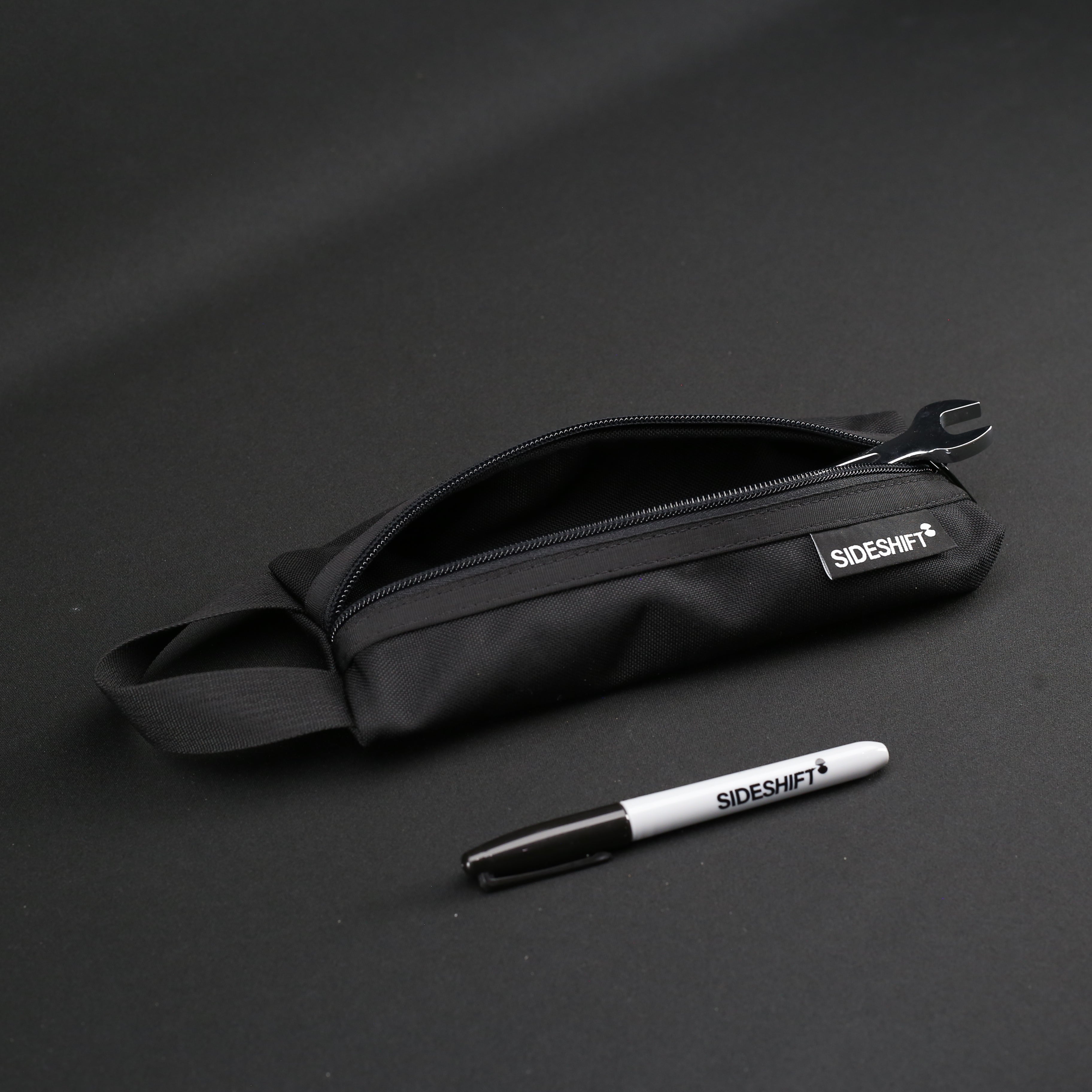 Grab Pouch in Black