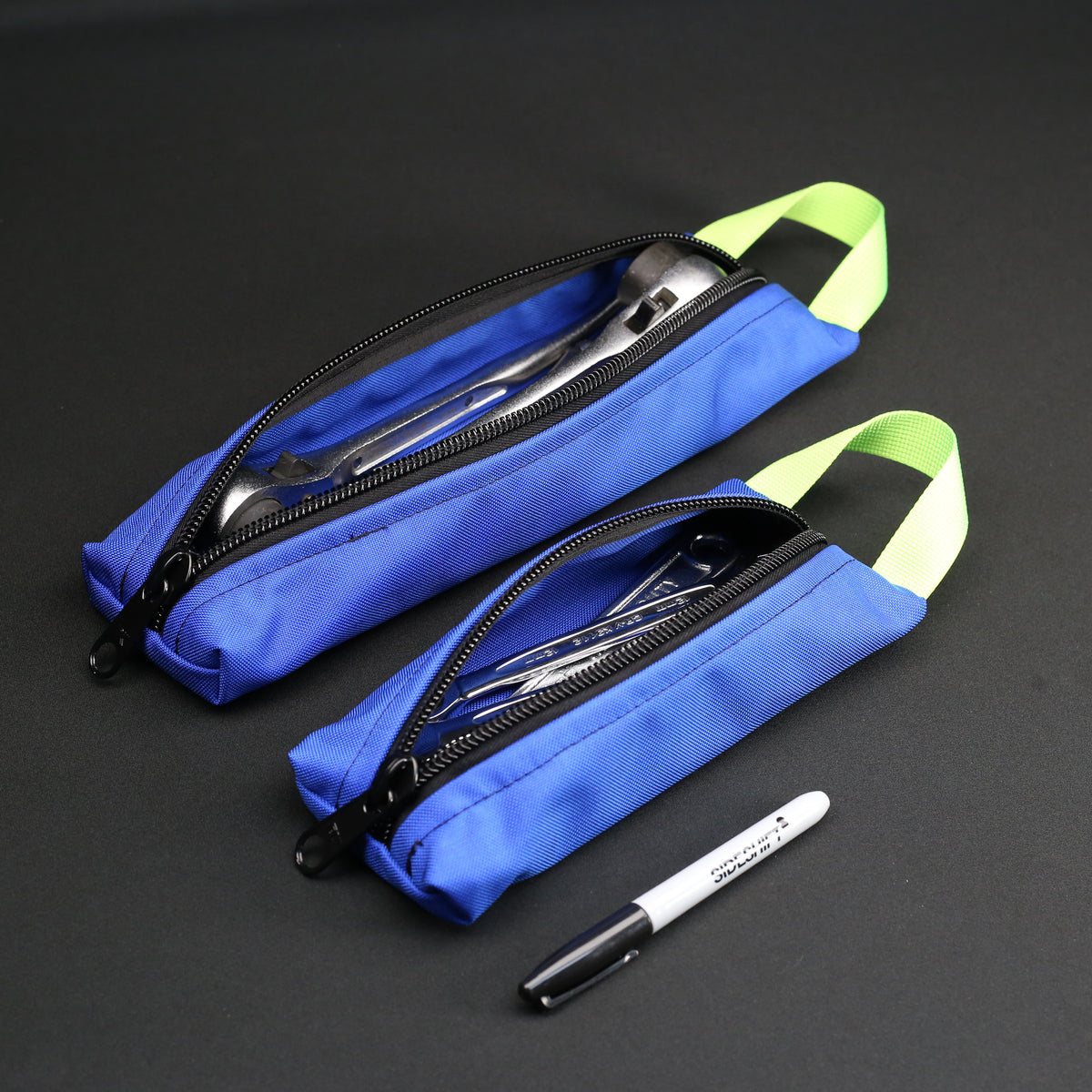 Grab Pouch in Royal Blue x Green