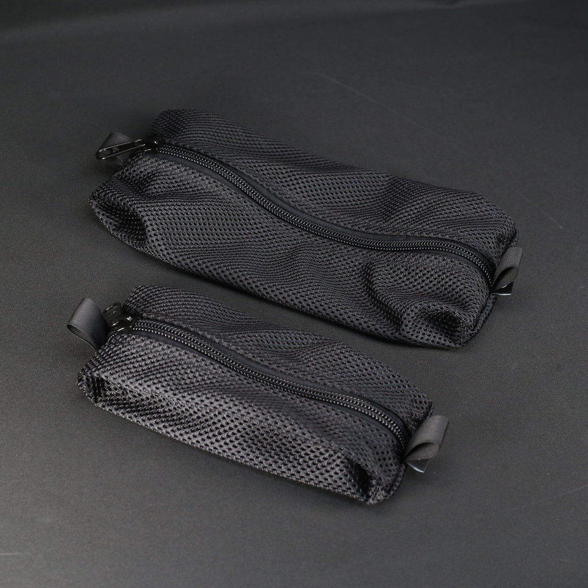 Mesh Packing Cell in Black