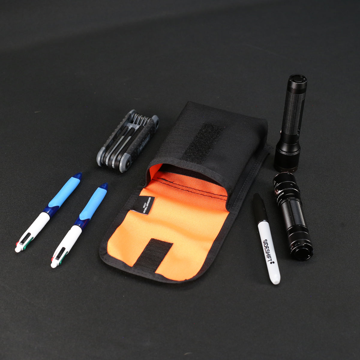 Belt Pouch Large in Black x Orange