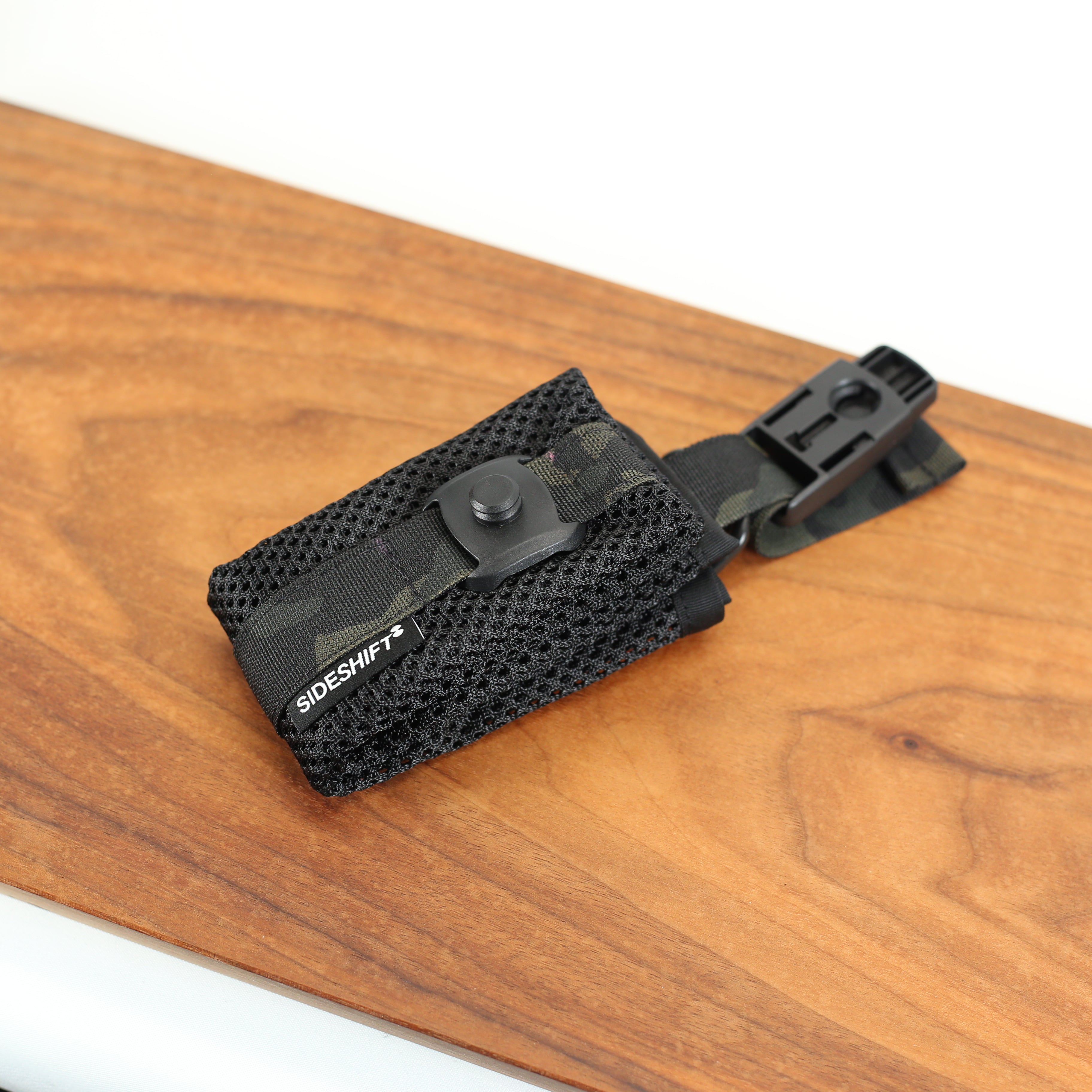 Magnetic Mesh Spare Pocket in MultiCam Black