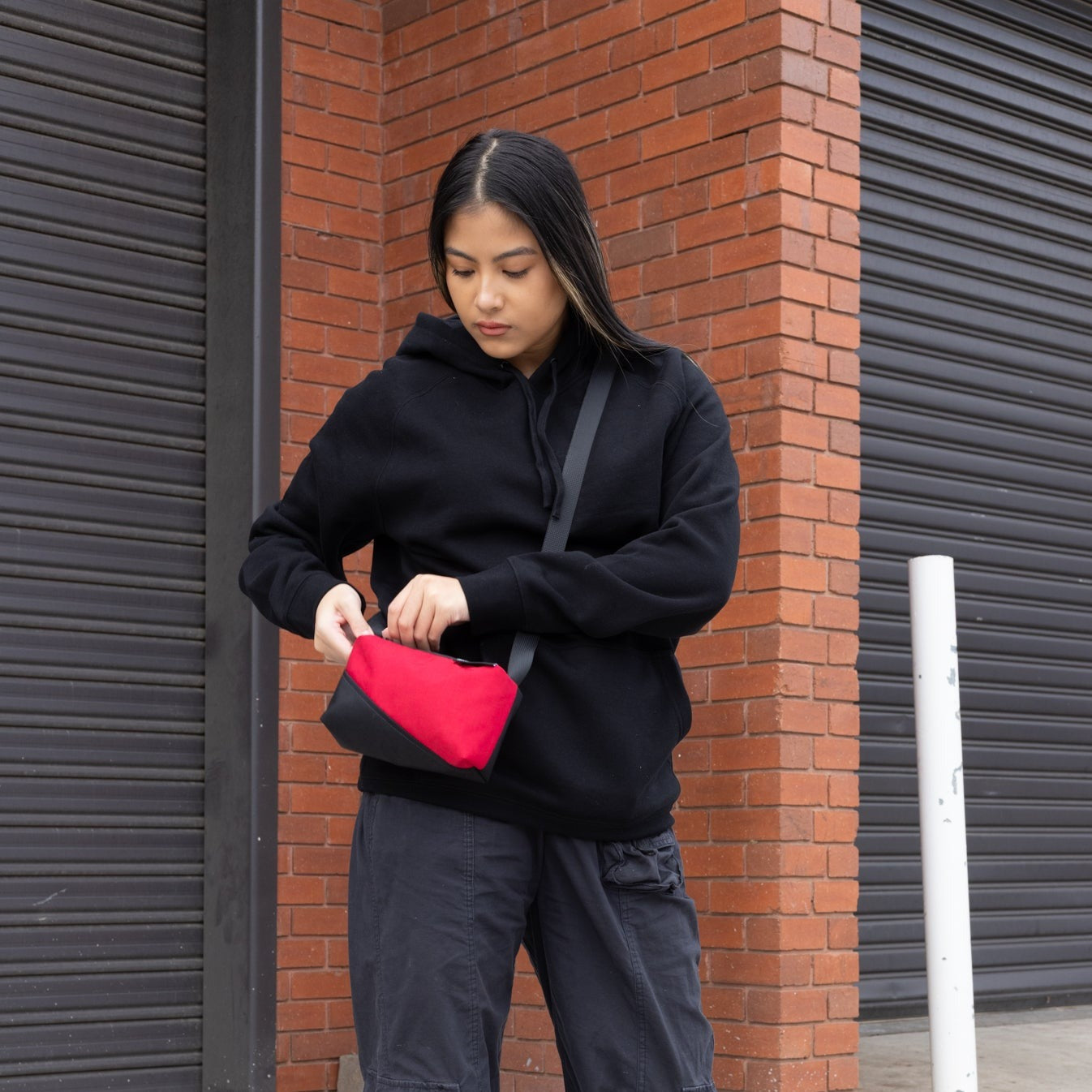 Shouldee (Black/Navy/Fluro Orange)