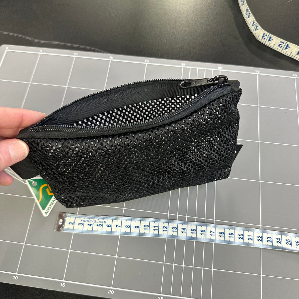 Mesh Top Zip Pouch SZP45 Black