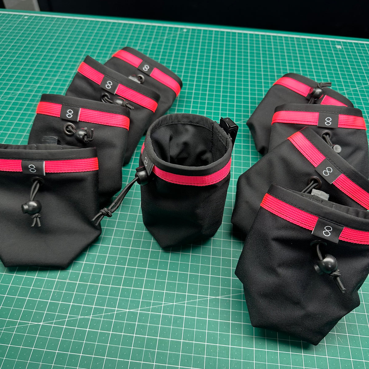 Site Pocket Mini Black Pink