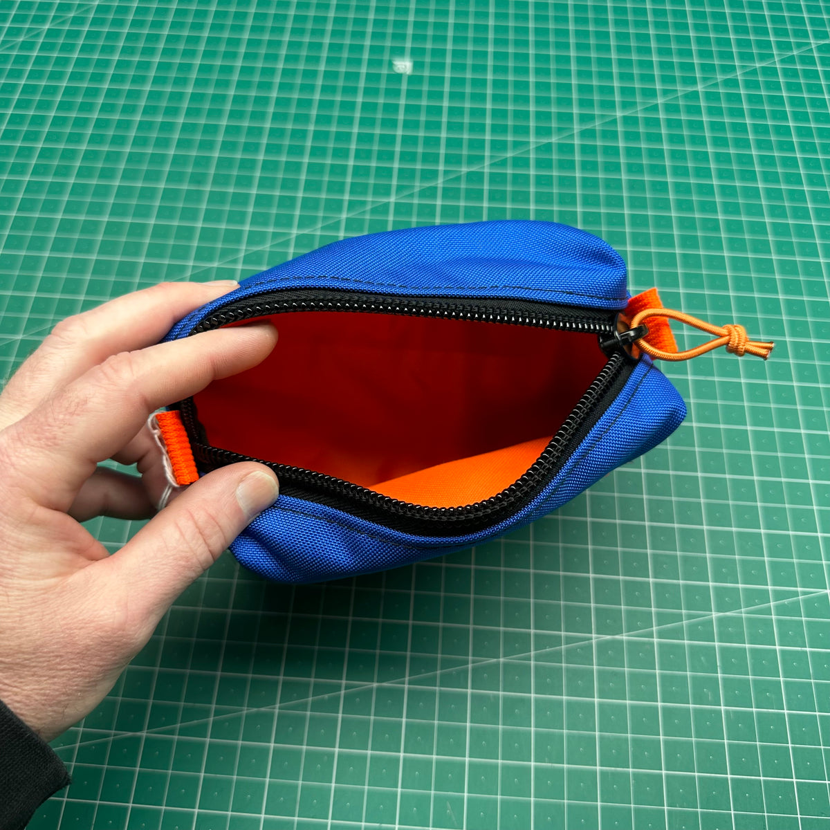 Small Gear Pouch Blue Orange STZP08